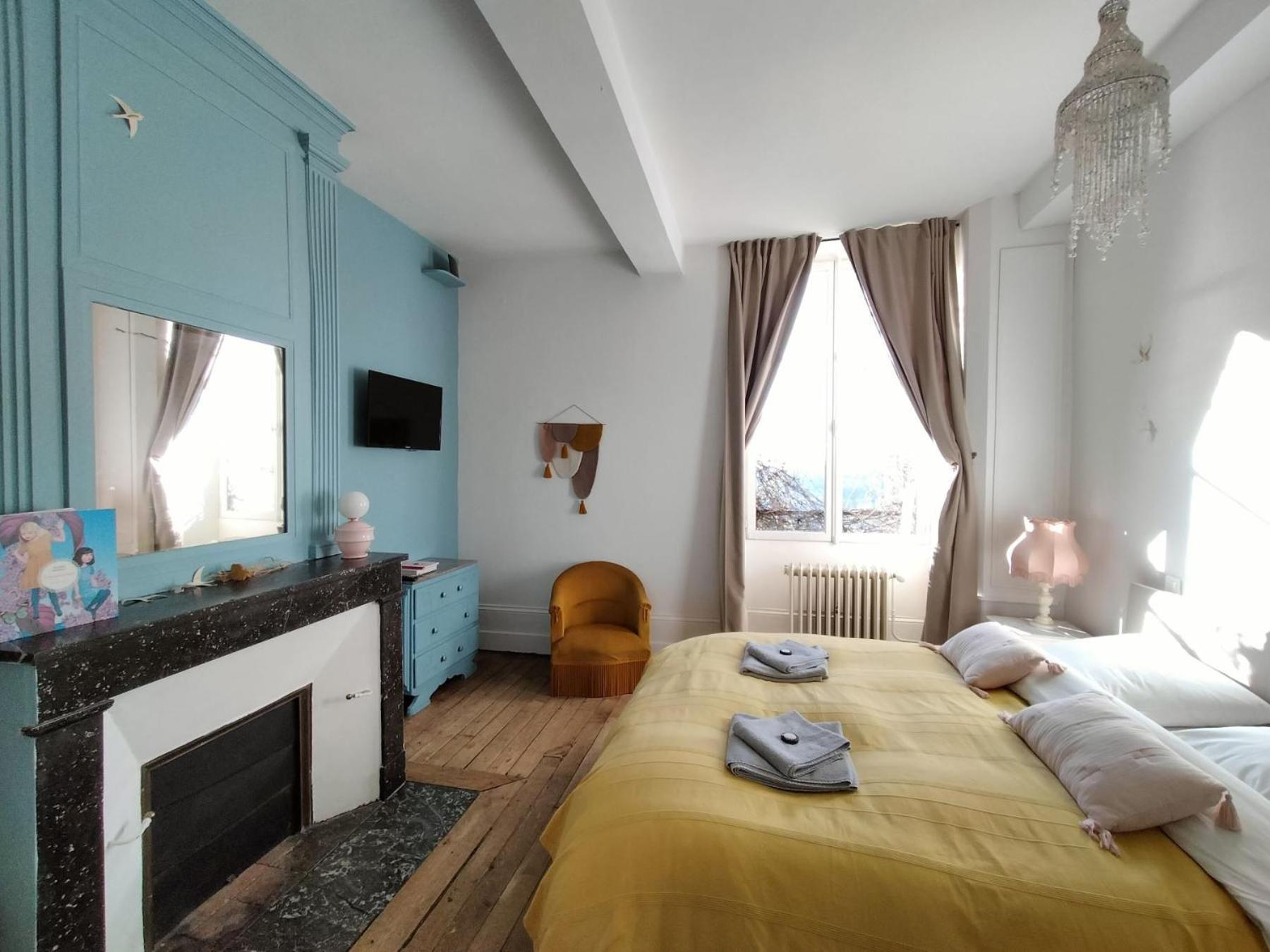 Maison Seraphine - Guest House - Bed And Breakfast ラン エクステリア 写真